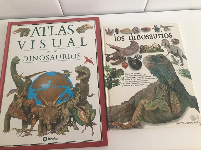 Libro: Atlas visual de los dinosaurios por William Lindsay