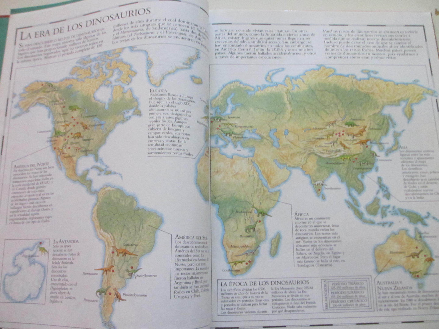 Libro: Atlas visual de los dinosaurios por William Lindsay