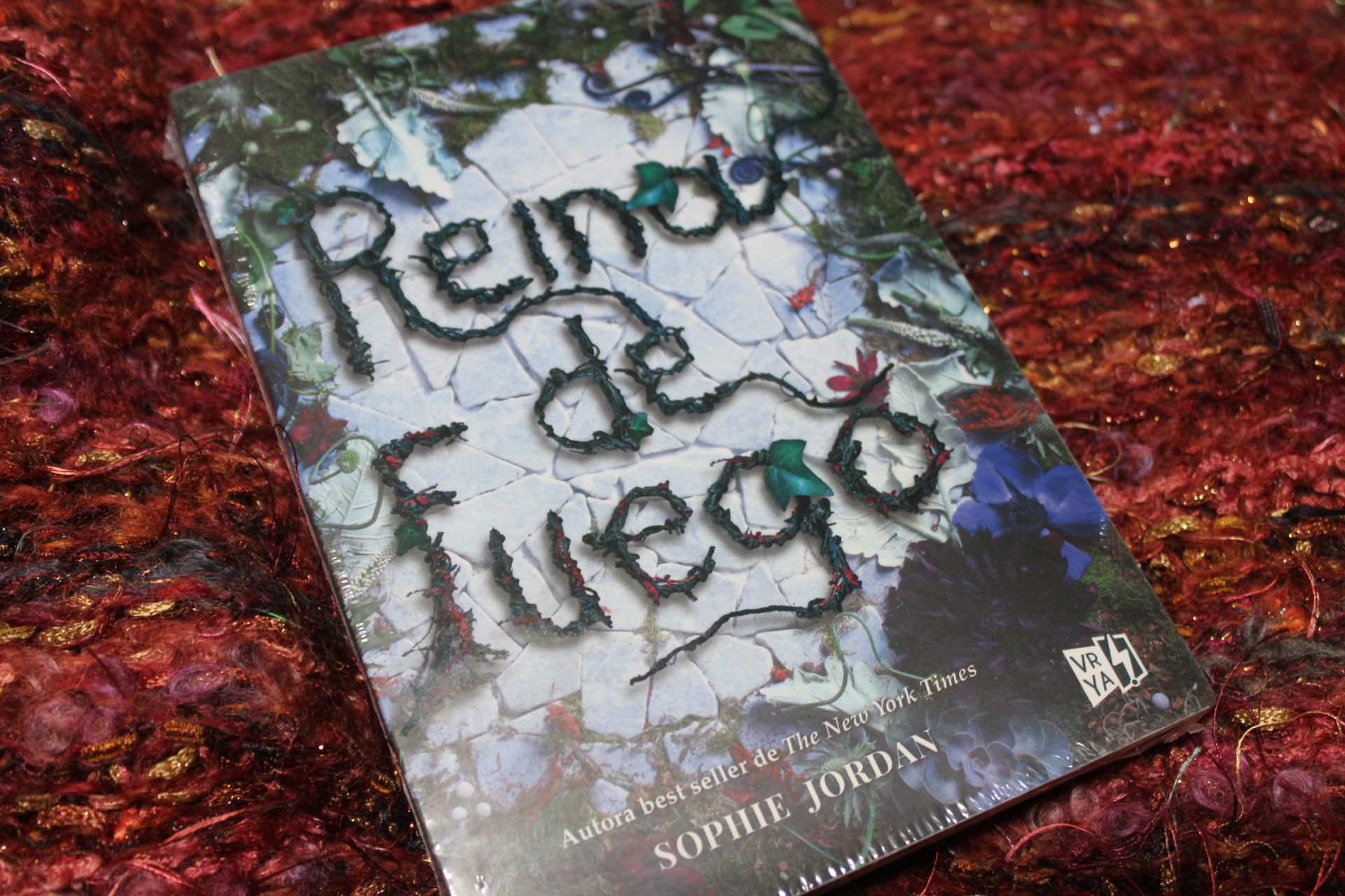Libro: Reina de Fuego por Sophie Jordan