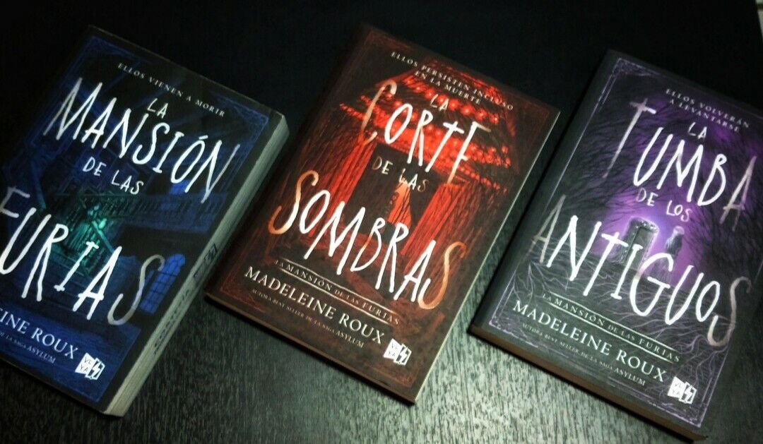 Libro: La Corte de las Sombras, La Mansión de las Furias por Madeleine Roux