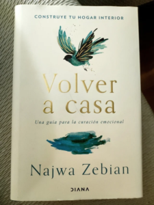 Libro-Volver-a-casa-por-Najwa-Zebian.