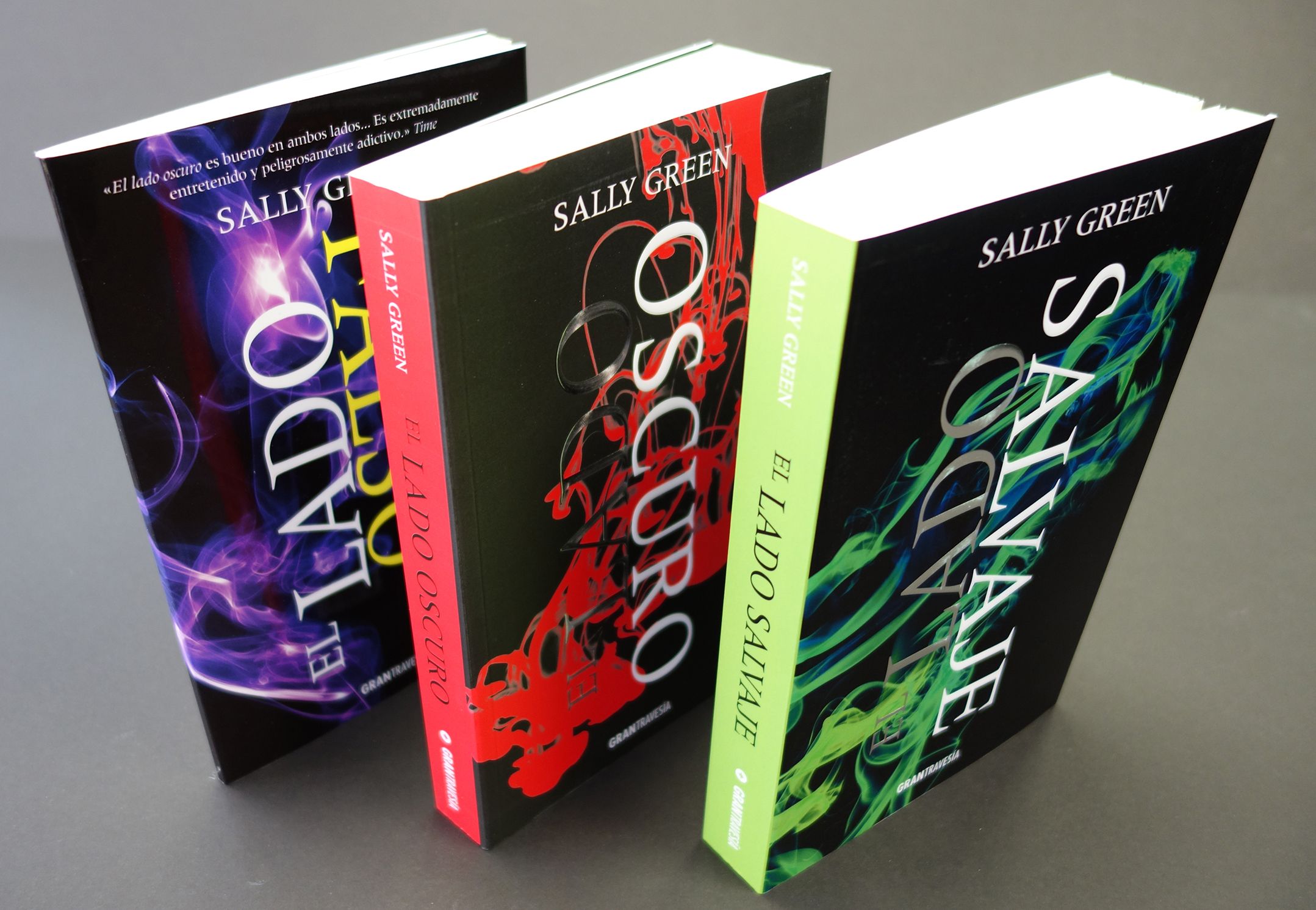 Libro: Serie Una Vida Oculta - Paquete 3 Volúmenes y 2 Relatos por Sally Green