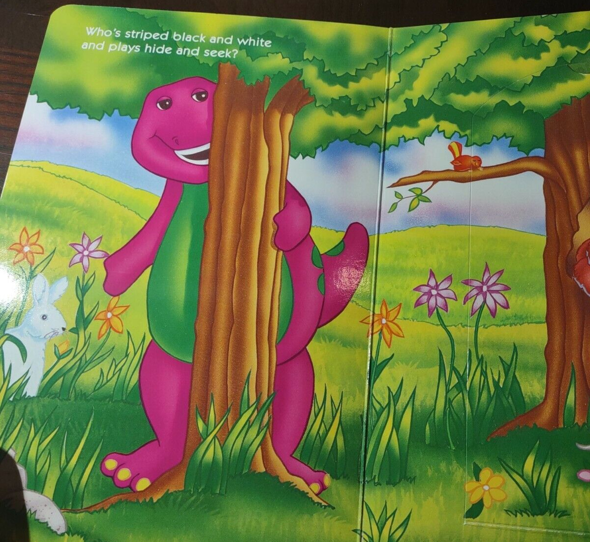 Libro: Barney va al Zoológico por Linda Cress Dowdy